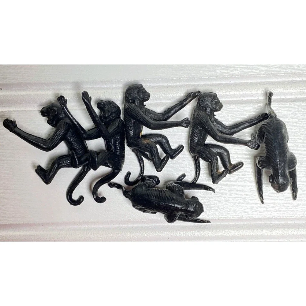 Vintage Hong Kong Miniature Mini Plastic Farm & Jungle Animals Lot of 34